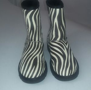 Zebra Uggs